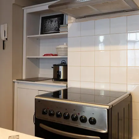 Apartment A 2 Petits Pas Bagneres-de-Bigorre