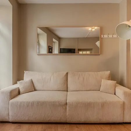 A 2 Petits Pas Apartment *